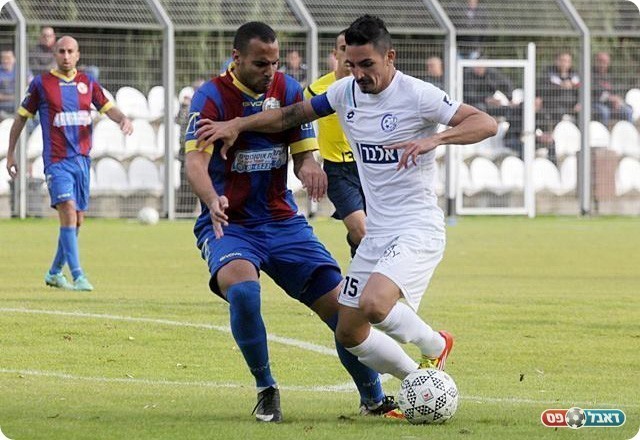 התרופפות משמעתית אצל שחקן העונה. שי רביבו (לירן דורף)